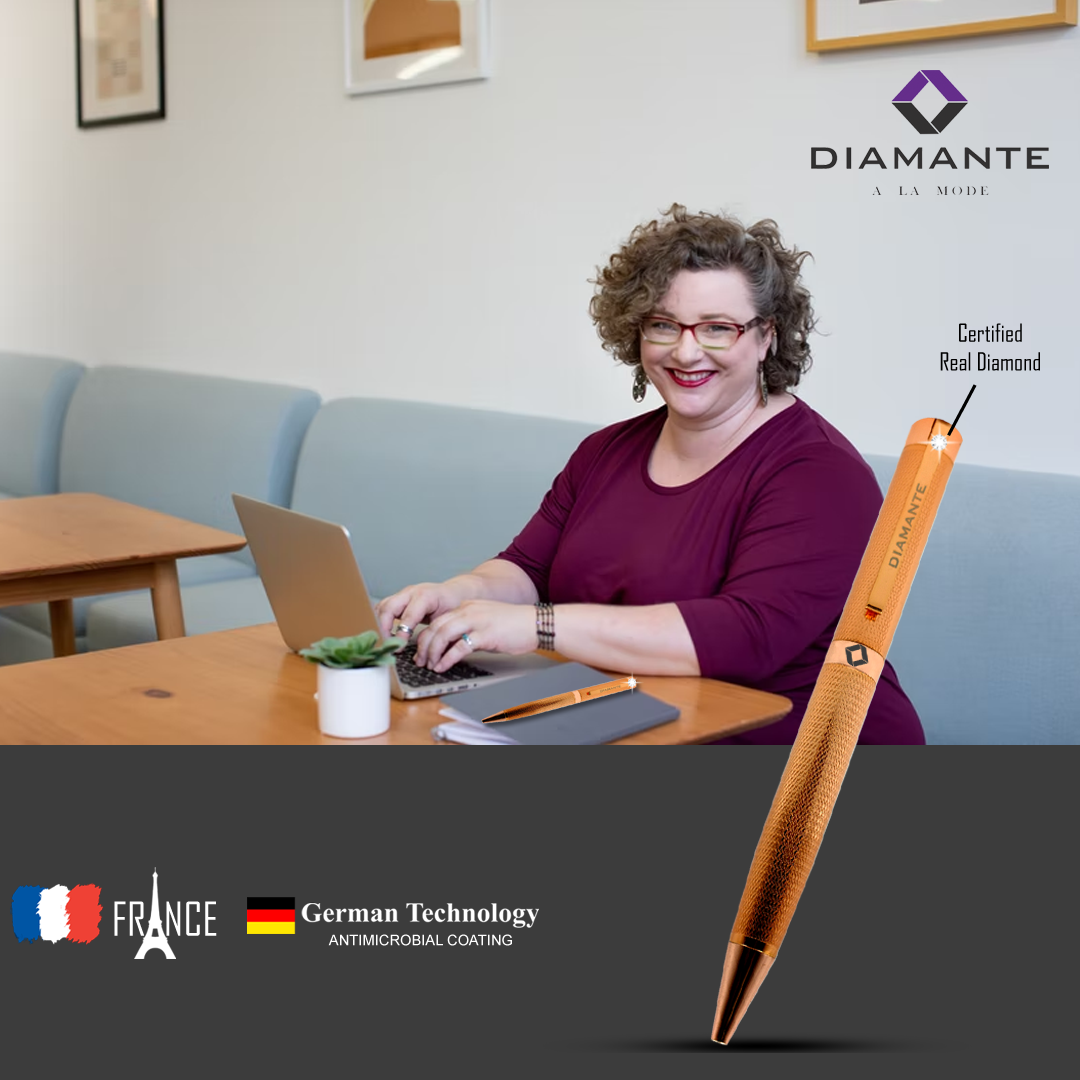 PEN-WITH-MODEL-09